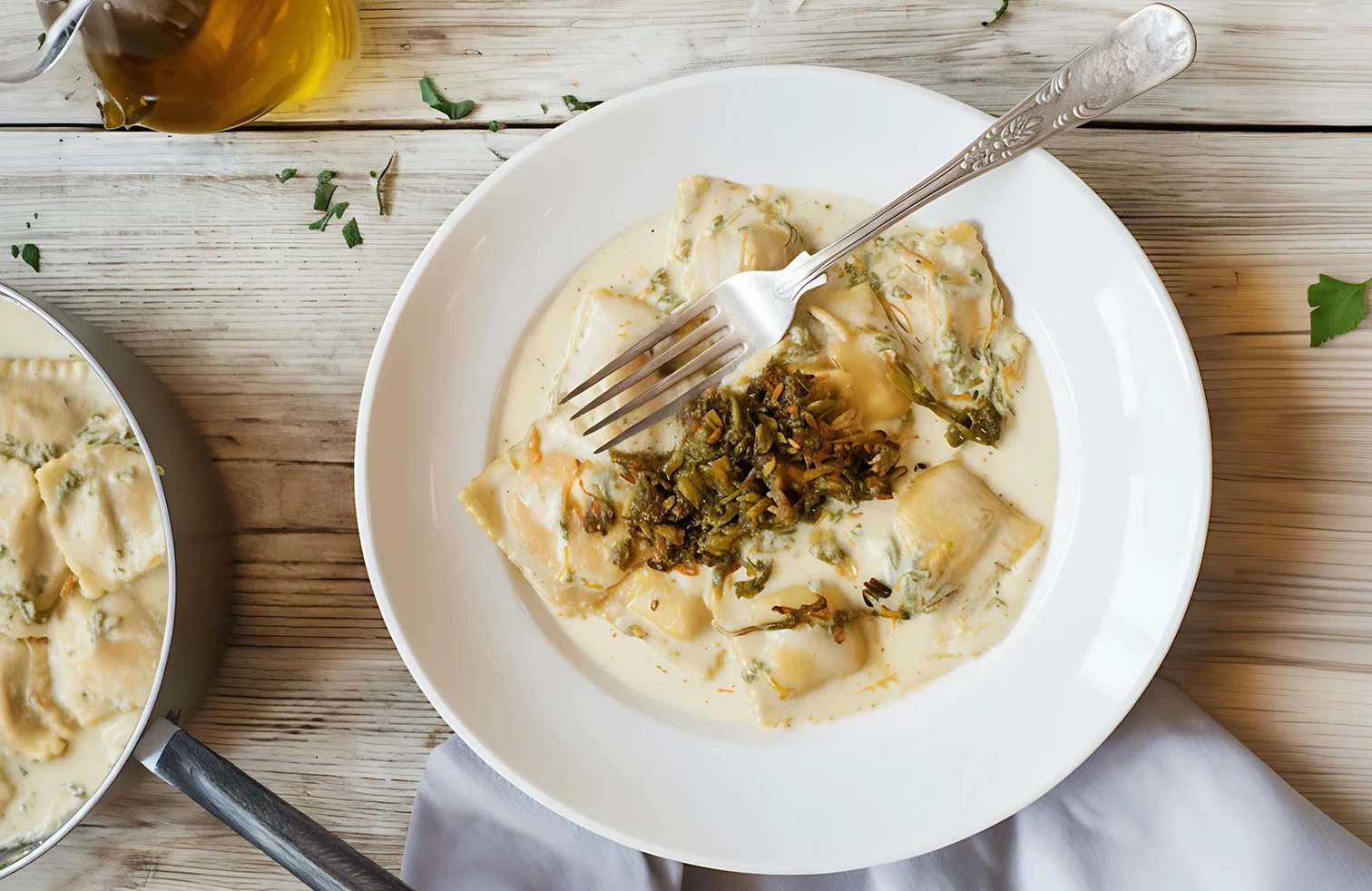 Pasta with cheese shavings